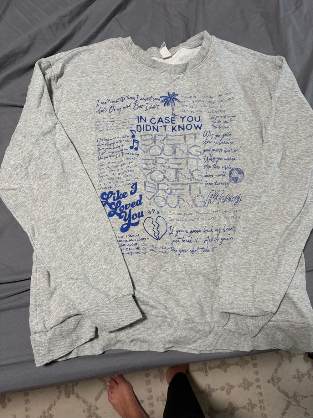 Alternative Gray Long-Sleeve Crewneck Shirt with Blue Graphic